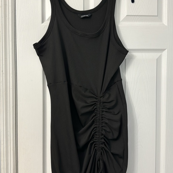 Long black rouched , dress with adjustable tie on front of dress. - Picture 5 of 5
